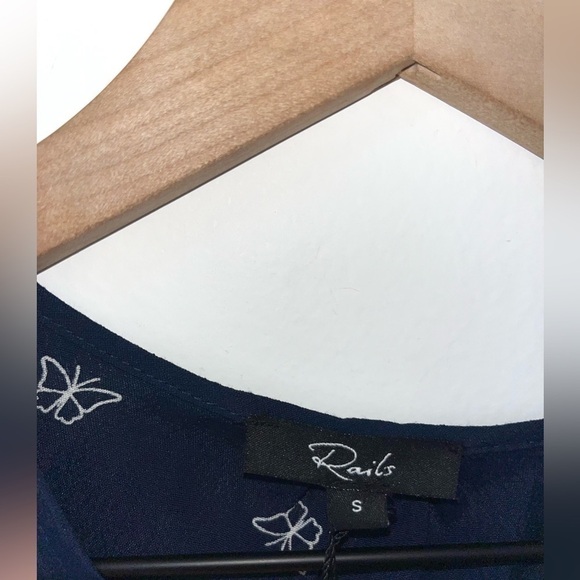 RAILS NWT Navy Blue & White Beaux Butterflies Long Sleeve Blouse in Size Small - Picture 9 of 12